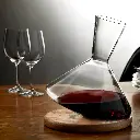 duzenlemeler_0001_Lifestyle_-_Balance_Wine_Decanter_with_plate_-_28206_-_1050501.webp